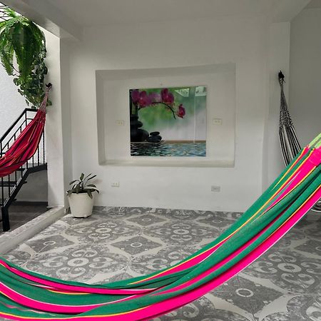 Helena Hostel Cali Zewnętrze zdjęcie